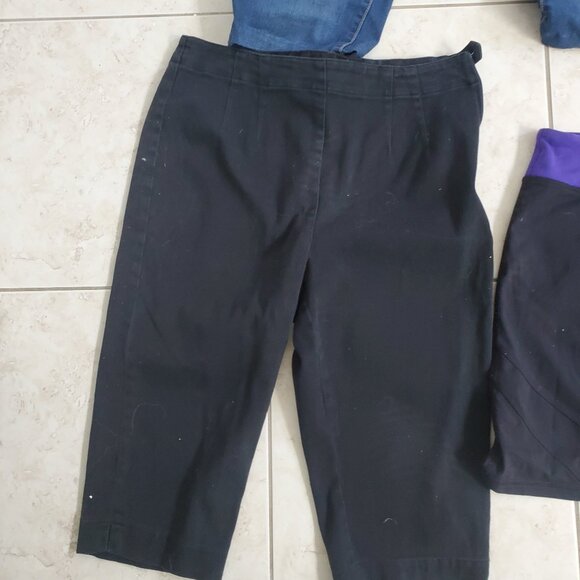 Bundle 5 Items Size 10, 3 shorts and 2 Skirts - Picture 3 of 7